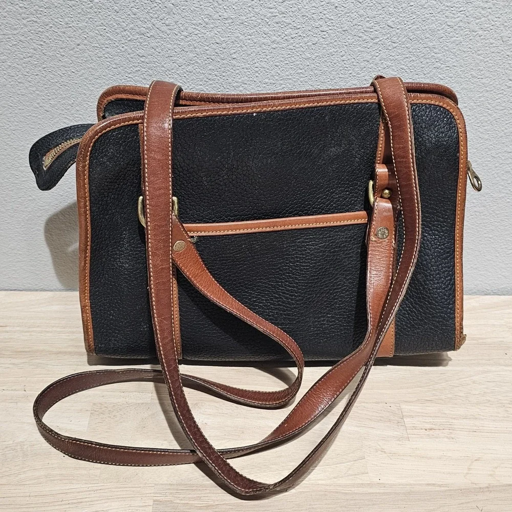 Vintage 90's Dooney & Bourke Medium Black/Brown Shoulder Bag Zip